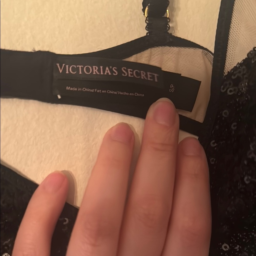 Victoria's Secret Black Sparkle Bra Intimates - Picture 2 of 3